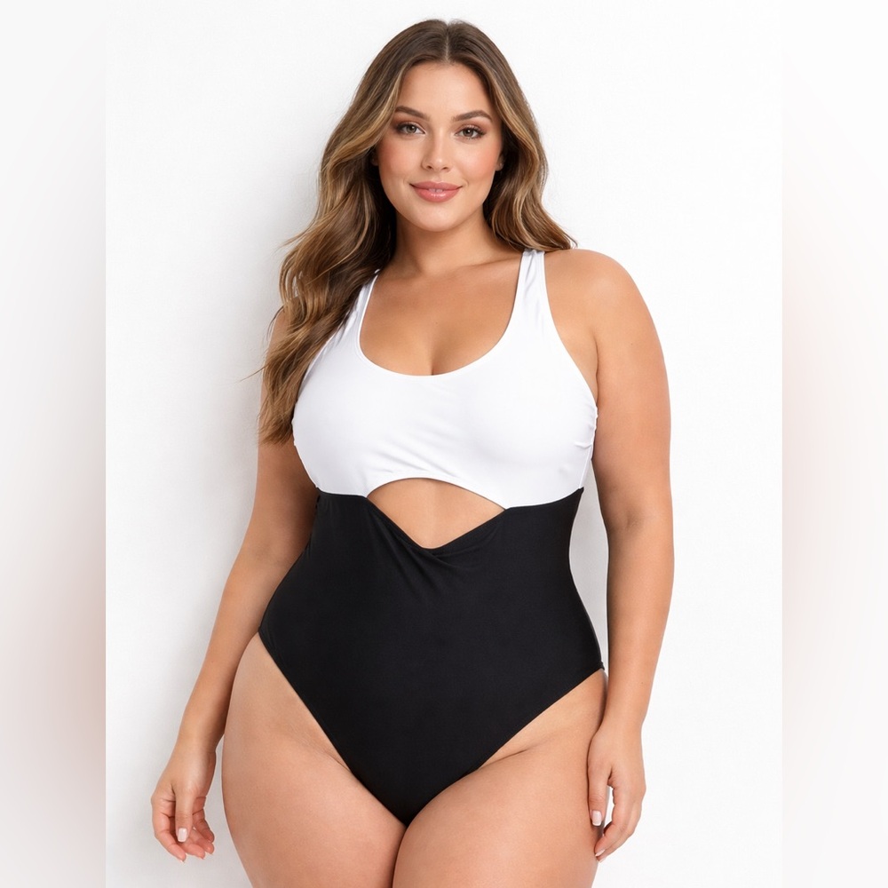 Forever 21 Plus Black & White Cutout One-Piece Swimsuit Size 1X
